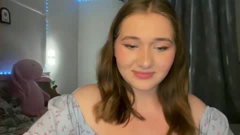 Kitten online show from July 16, 9:21 pm
