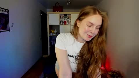 Flora  Next stream November 17th at 6  GMT online show from April 7, 4:24 am