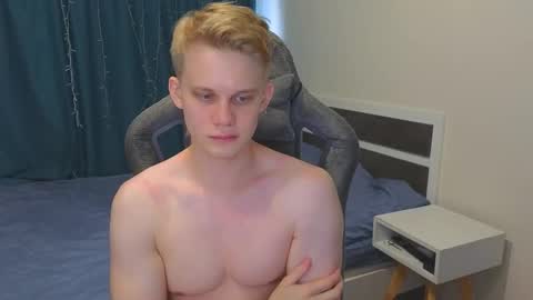 Mickey online show from November 27, 7:43 am