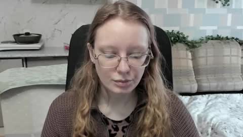 Snapshot of meowcr chatting on November 1, 8:27 am meowcr online show from November 1, 8:27 am