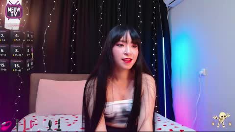 meowkami online show from November 30, 11:42 pm