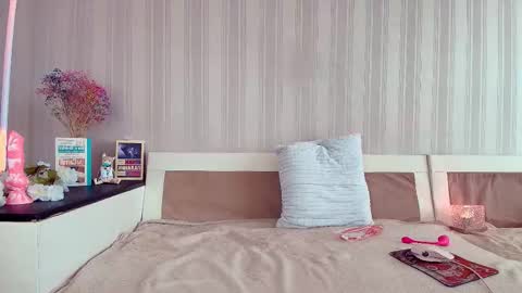 meowroslava online show from September 26, 1:04 pm