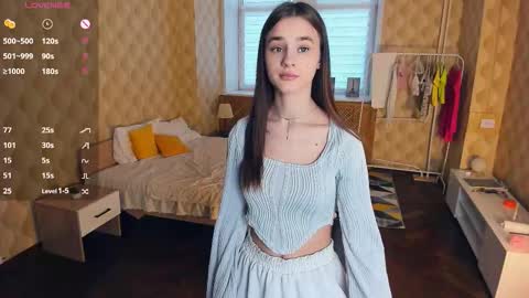 Julie online show from January 9, 8:06 am