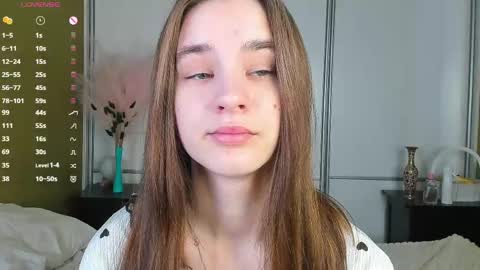 Julie online show from April 15, 8:54 am