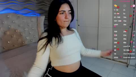 Snapshot of meraki_fraise chatting on January 24, 10:51 pm online show from January 24, 10:51 pm
