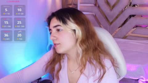 Snapshot of meraki_fraise chatting on October 2, 9:33 pm online show from October 2, 9:33 pm