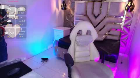    online show from November 15, 7:10 pm