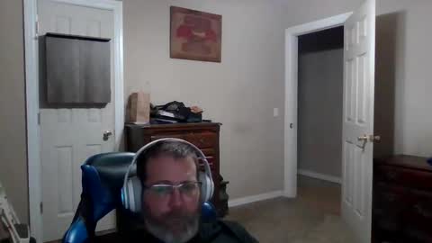 Snapshot of mercer1977 chatting on June 9, 1:12 pm mercer1977 online show from June 9, 1:12 pm