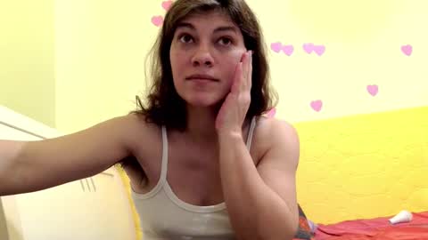 Snapshot of merciylove chatting on February 10, 6:35 pm Miss Helena online show from February 10, 6:35 pm