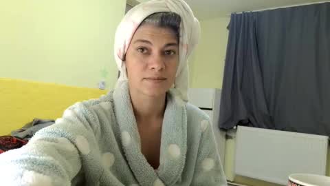 Snapshot of merciylove chatting on October 10, 2:16 pm Miss Helena online show from October 10, 2:16 pm