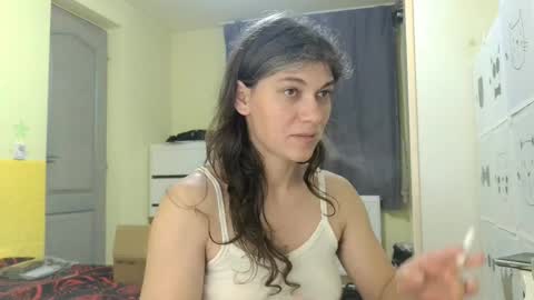 Snapshot of merciylove chatting on April 2, 4:59 pm Miss Helena online show from April 2, 4:59 pm
