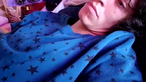 gurlnips online show from March 10, 3:45 am