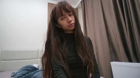 meriannabell online show from January 9, 1:41 am