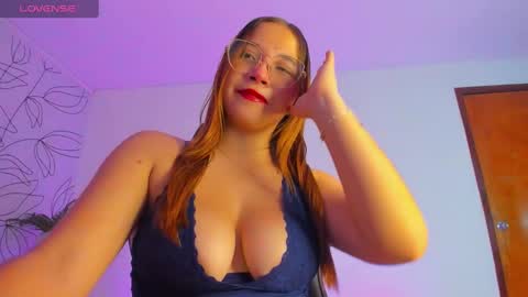 merida06 online show from November 12, 5:08 am