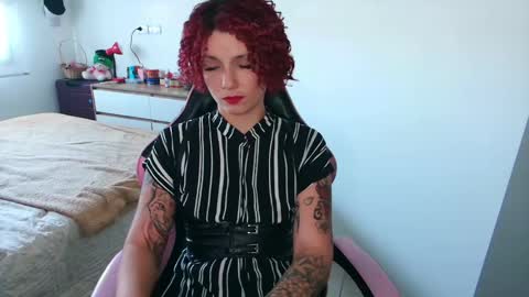 Snapshot of merida__freckles chatting on May 1, 7:18 pm Miss Freckles online show from May 1, 7:18 pm