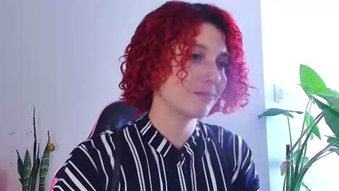 Snapshot of merida__freckles chatting on July 16, 5:52 pm Miss Freckles online show from July 16, 5:52 pm