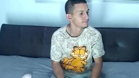 Snapshot of meridandwither chatting on February 8, 10:18 am MeridandWither online show from February 8, 10:18 am