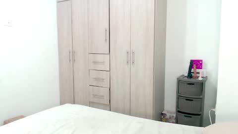 Snapshot of meridandwither chatting on September 25, 11:36 am MeridandWither online show from September 25, 11:36 am