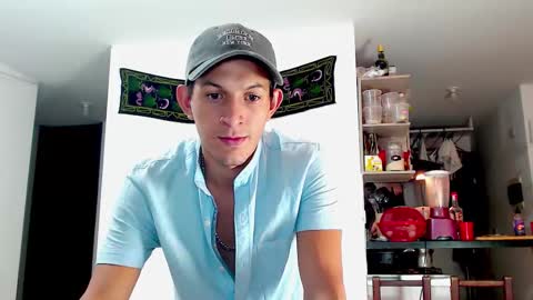 Snapshot of meridandwither chatting on October 4, 12:08 am MeridandWither online show from October 4, 12:08 am