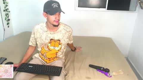 Snapshot of meridandwither chatting on November 26, 12:00 am MeridandWither online show from November 26, 12:00 am