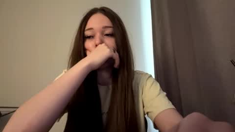 Kiki online show from May 12, 8:55 am