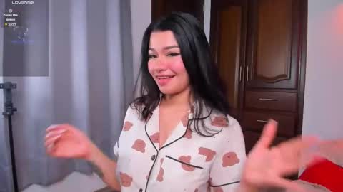 instagram fernandatoloza01  online show from May 14, 1:56 am