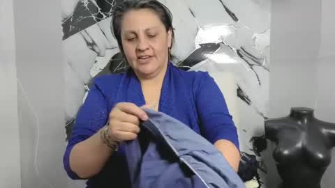Snapshot of merlyna_goldens chatting on September 27, 12:48 am My next birthday is December 11th. online show from September 27, 12:48 am