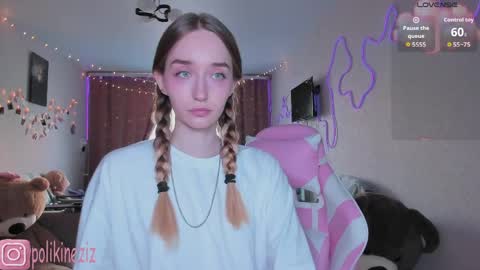 Sara online show from April 11, 2:54 pm