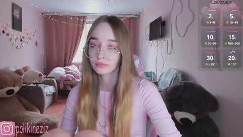 Sara online show from April 22, 11:01 am