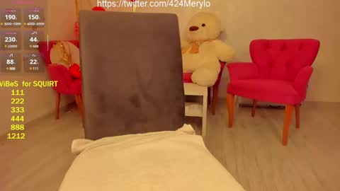 Snapshot of mery_lo chatting on February 17, 12:32 am Mery lo online show from February 17, 12:32 am