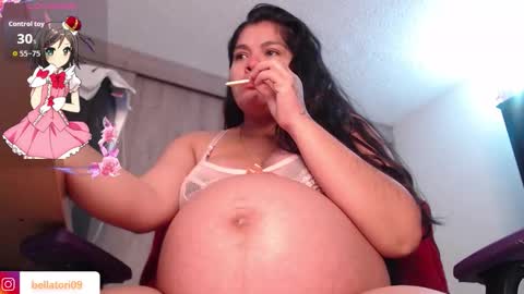 Snapshot of merylintiwg01 chatting on January 11, 7:30 pm M online show from January 11, 7:30 pm