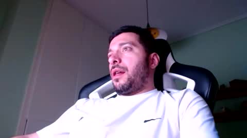 Snapshot of metalic18 chatting on September 17, 6:42 pm FunnyTimeHere online show from September 17, 6:42 pm