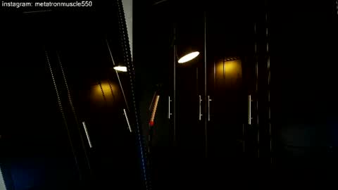Snapshot of metatron_muscle chatting on June 22, 3:25 am Dany online show from June 22, 3:25 am