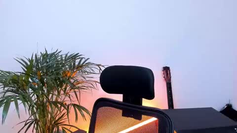 Meurif online show from February 22, 3:47 pm