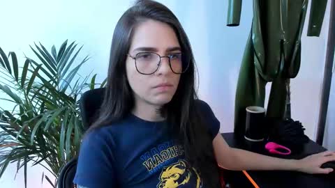 Meurif online show from October 2, 2:24 pm