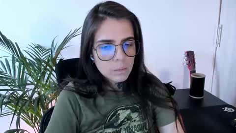 Meurif online show from November 13, 5:01 pm