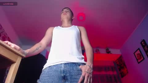 Snapshot of mexican_cum chatting on June 14, 2:09 am Jhon online show from June 14, 2:09 am