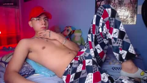 Snapshot of mexican_cum chatting on July 19, 1:42 am Jhon online show from July 19, 1:42 am