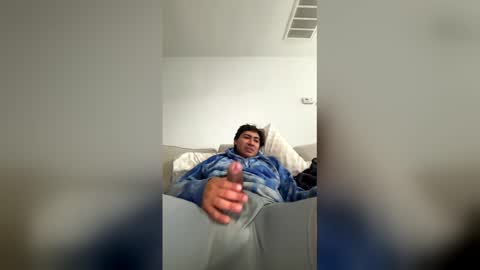 mexicanguy12inch online show from March 23, 7:45 am