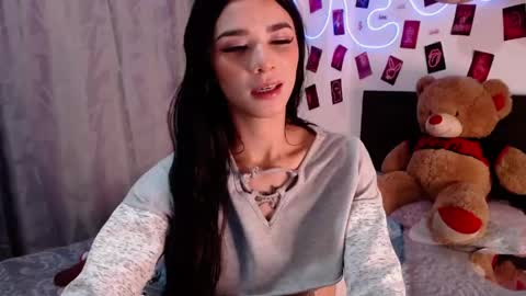 meygan_ online show from April 24, 2:58 am