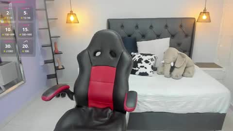 Snapshot of meylagia chatting on January 27, 3:15 am meylagia online show from January 27, 3:15 am