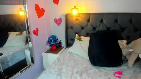 Snapshot of meylagia chatting on February 10, 3:13 am meylagia online show from February 10, 3:13 am