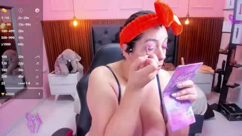 Snapshot of meylagia chatting on November 15, 3:04 am meylagia online show from November 15, 3:04 am