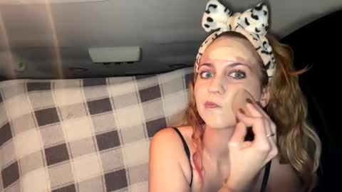 mezzy69 online show from January 7, 9:07 am