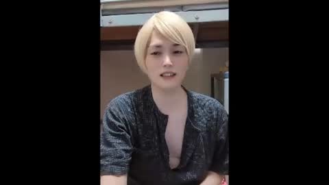 Snapshot of mgnhiroyuki chatting on October 14, 8:26 am mgnhiroyuki online show from October 14, 8:26 am