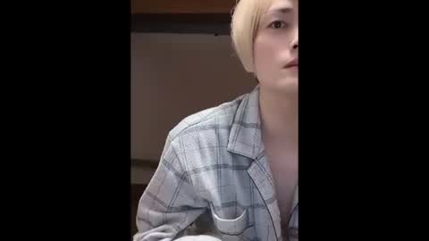 Snapshot of mgnhiroyuki chatting on November 21, 9:08 am mgnhiroyuki online show from November 21, 9:08 am