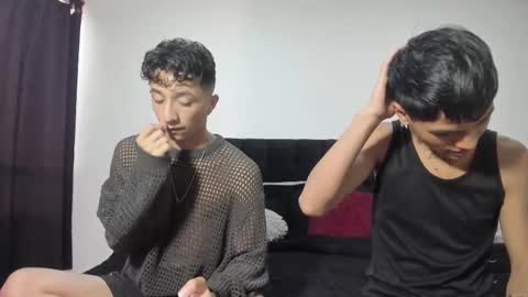 Snapshot of mhatias_ chatting on October 6, 11:29 am MATHIAS online show from October 6, 11:29 am