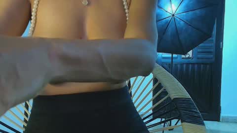 Mulata Spencer online show from November 10, 5:39 am