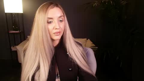 mi1a_ online show from April 3, 8:56 am