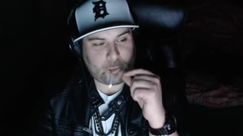 Snapshot of mi_vida21 chatting on February 28, 8:28 pm just ask online show from February 28, 8:28 pm